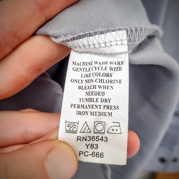 Geoffrey Beene XL Gray Button-Down Collared Long Sleeve Shirt, Wrinkle Free - Picture 9 of 9